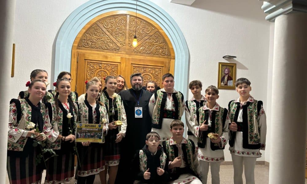 Tinerii din Botoșani: Tradițiile românești unesc trecutul cu viitorul într-o seară specială