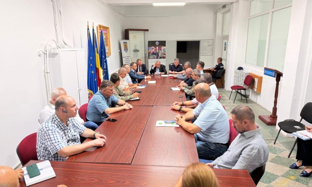 Autoritățile din Botoșani s-au reunit pentru a discuta despre avertizările de inundații.